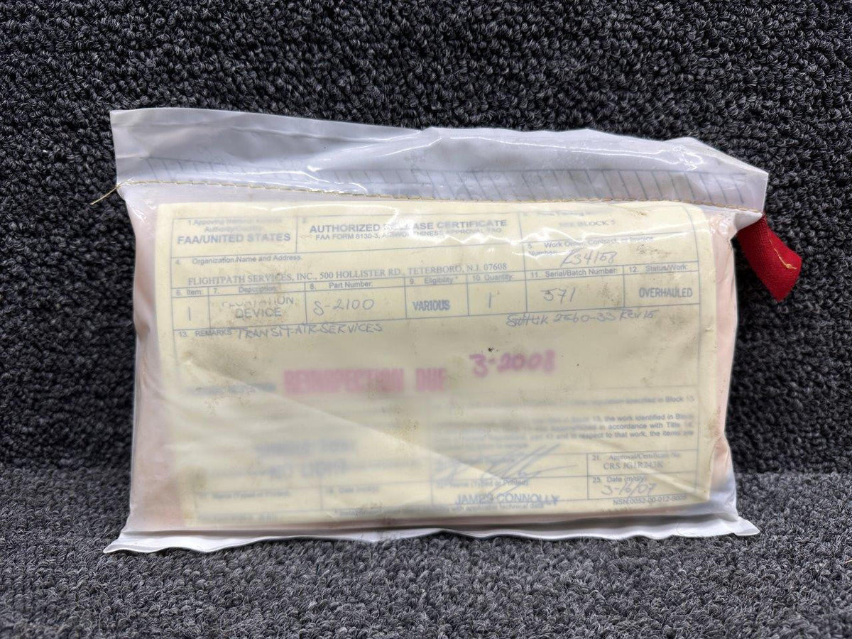 Cessna Aircraft Parts S-2100 Floatation Life Vest Device with 8130 (Display, Training Only)