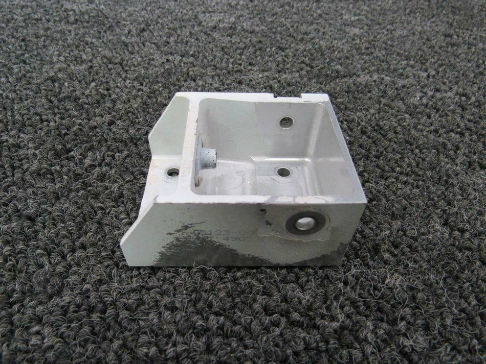 15123-003 Cirrus SR20 Hinge Aileron Attach Bracket Inbd LH BAS Part Sales | Airplane Parts