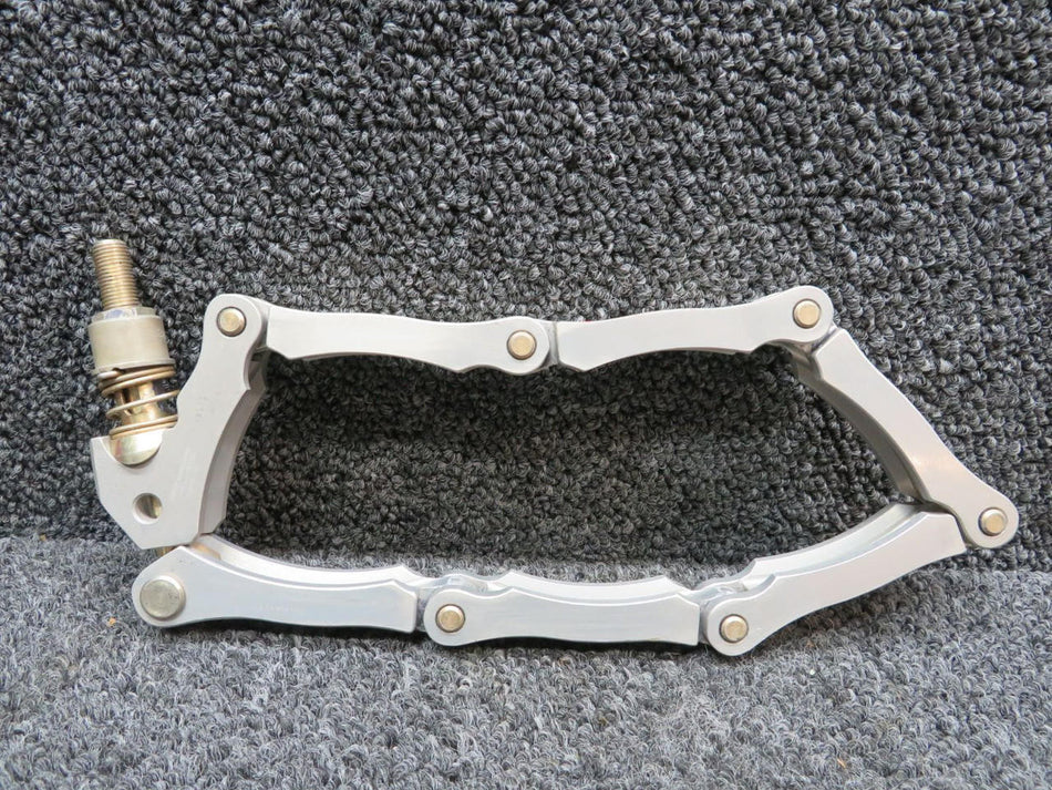 Does Not Apply 602160004 Clamp (New Old Stock)