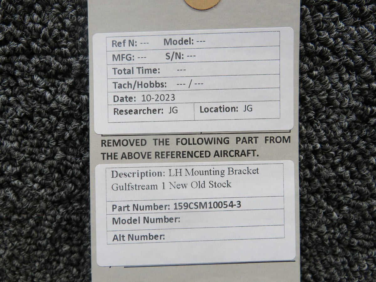 Does Not Apply 159CSM10054-3 Gulfstream I Mounting Bracket LH (New Old Stock)