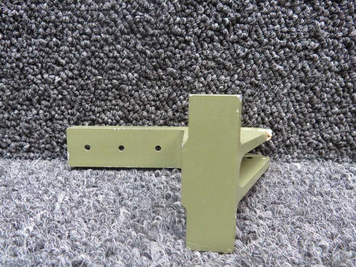 Does Not Apply 159CSM10054-3 Gulfstream I Mounting Bracket LH (New Old Stock)