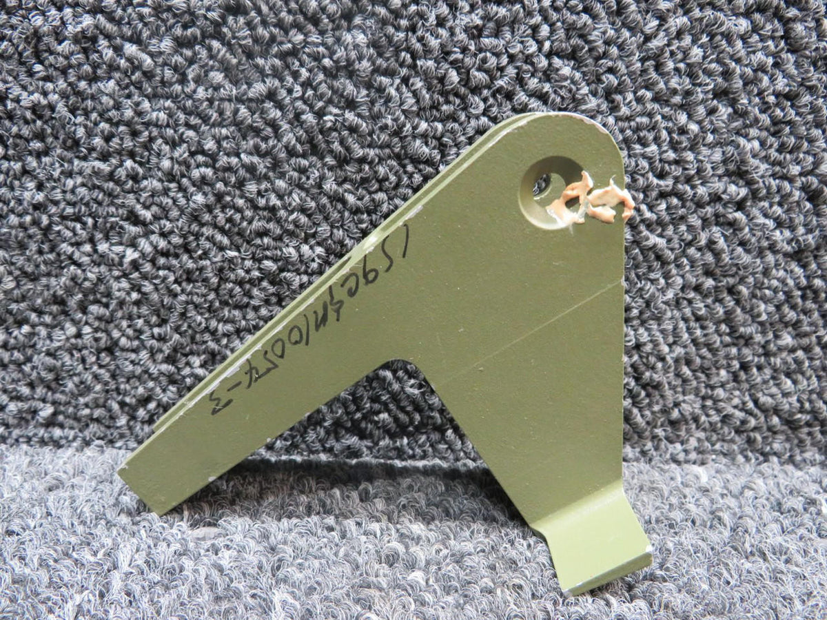 Does Not Apply 159CSM10054-3 Gulfstream I Mounting Bracket LH (New Old Stock)
