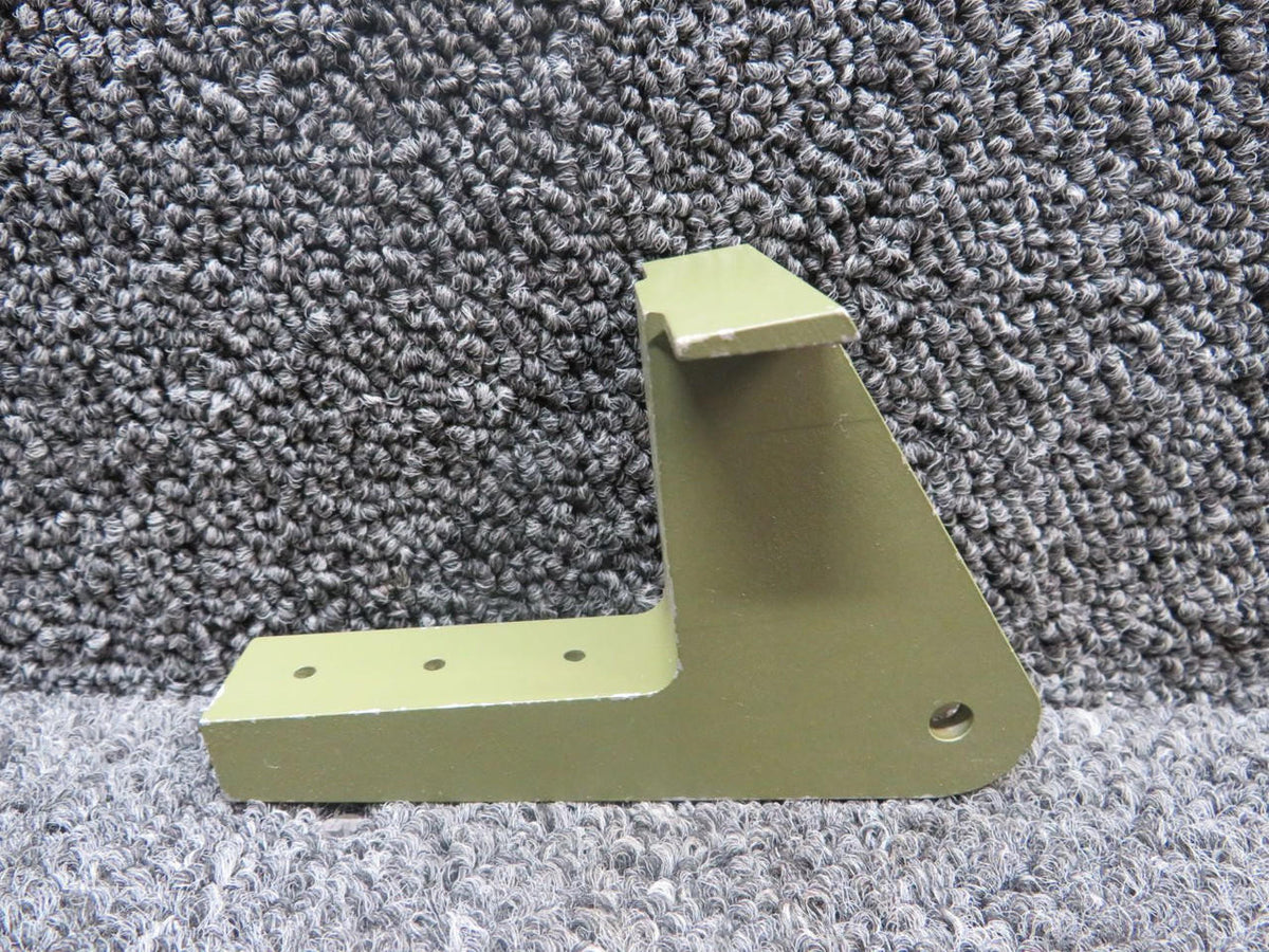 Does Not Apply 159CSM10054-3 Gulfstream I Mounting Bracket LH (New Old Stock)