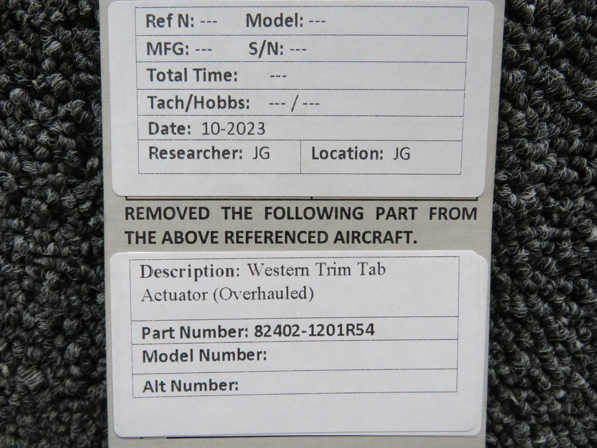 Western 82402-1201R54 Gulfstream Western Trim Tab Actuator (Torn Boot, Overhauled)