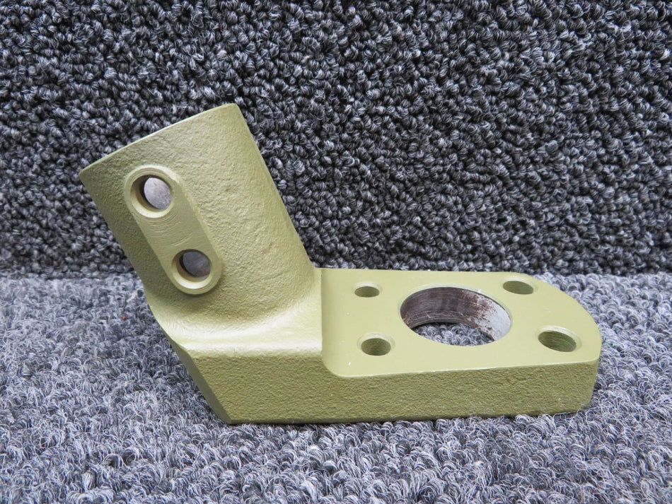 1741003-4 Cessna 177 Main Gear Wheel Attach Fitting RH with 8130 and PAI-MT-1