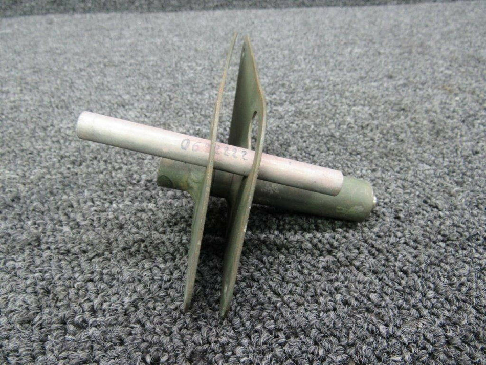 0660244-2 Cessna 305A L-19 RH Bellcrank Aileron