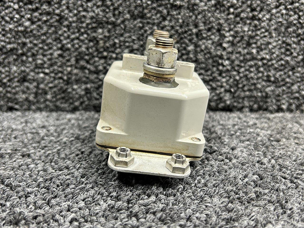 Klixon 7855-6-200 Klixon Push to Reset Circuit Breaker (Amps: 200)
