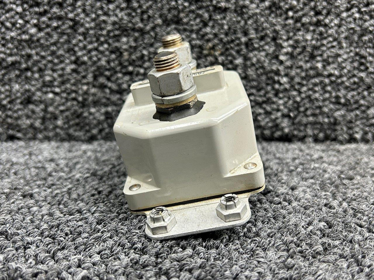 Klixon 7855-6-200 Klixon Push to Reset Circuit Breaker (Amps: 200)