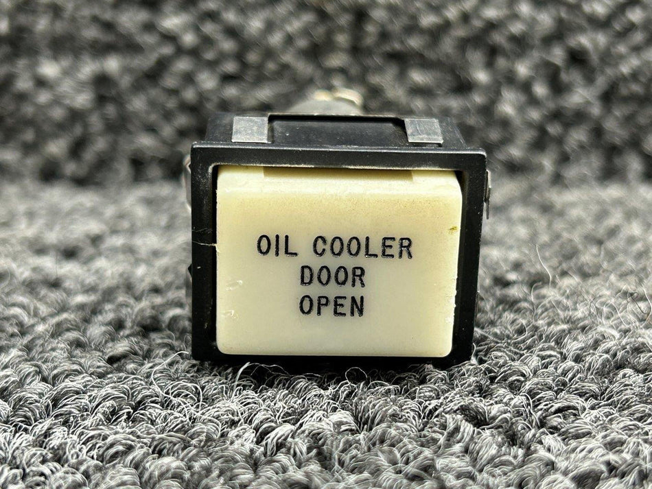 Dialco 513-0101-604 (Use: 513-0301-604) Dialco Oil Cooler Door Open Pushbutton Switch