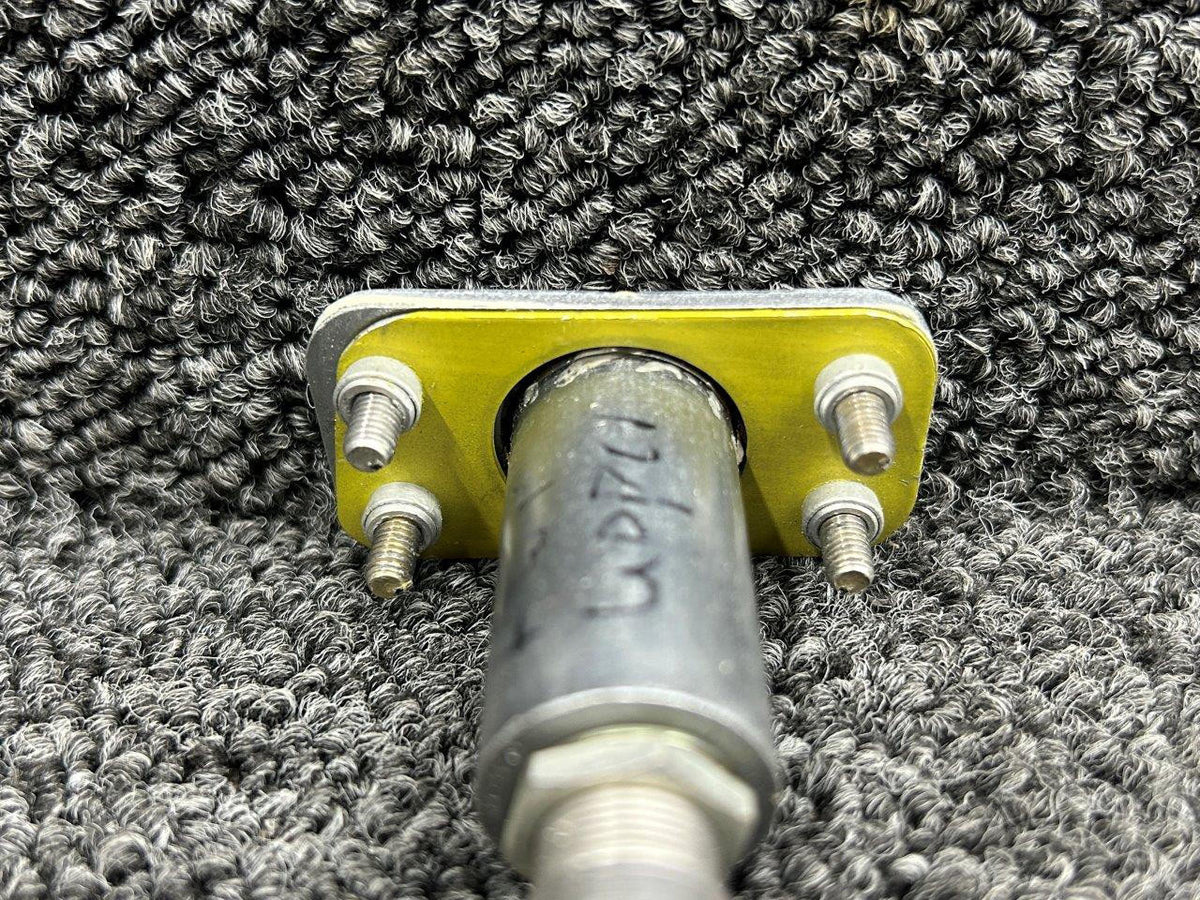 N82156KW78-ST