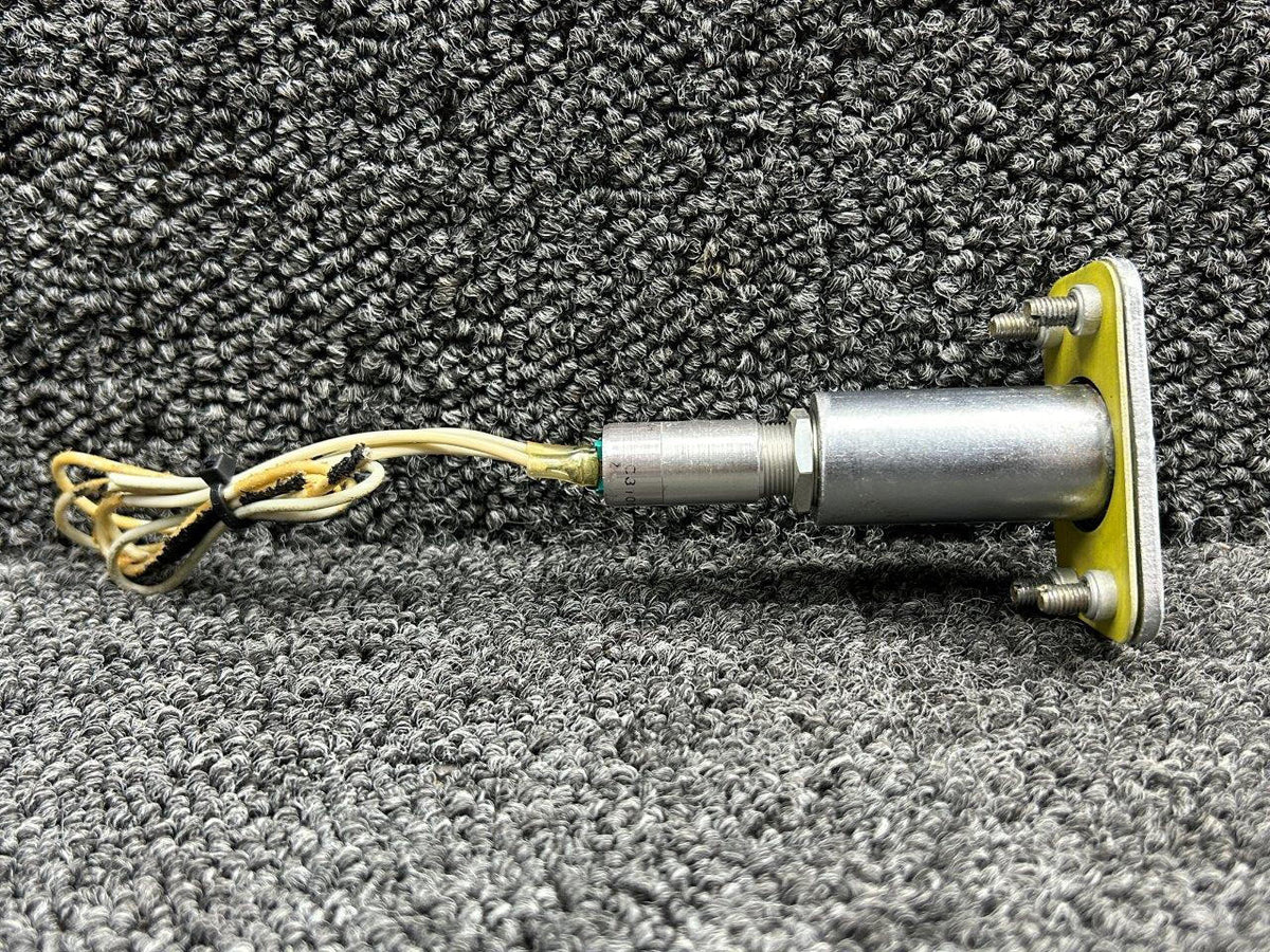 N82156KW78-ST