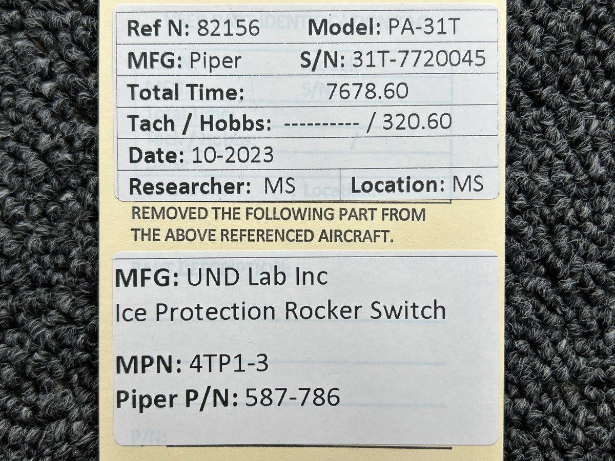 UND Lab Inc 4TP1-3 (Alt: 587-786) UND Lab Inc Ice Protection Rocker Switch