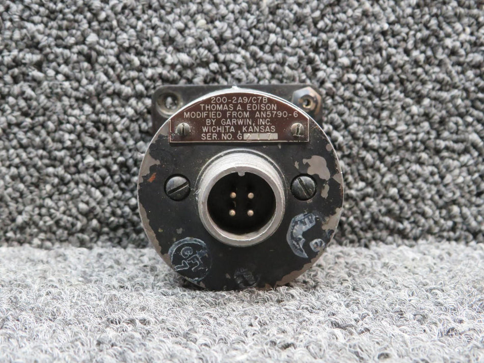 Garwin 200-2A9-C7B (Alt: AN5790-6) Garwin Outside Air Temperature Indicator