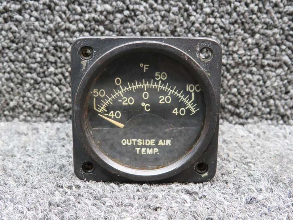 Garwin 200-2A9-C7B (Alt: AN5790-6) Garwin Outside Air Temperature Indicator