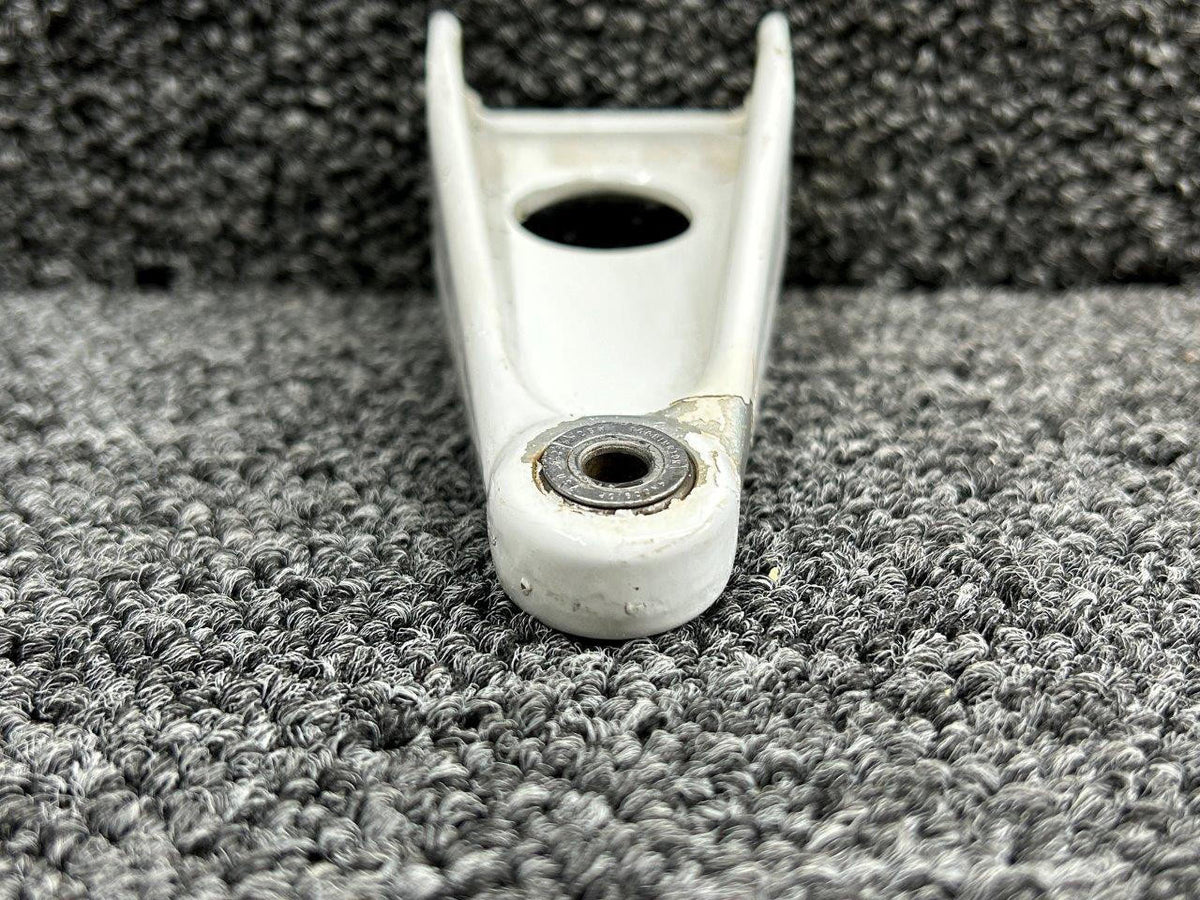 Piper Aircraft Parts 45201-000 Piper PA-31T Outboard Horizontal Hinge LH or RH