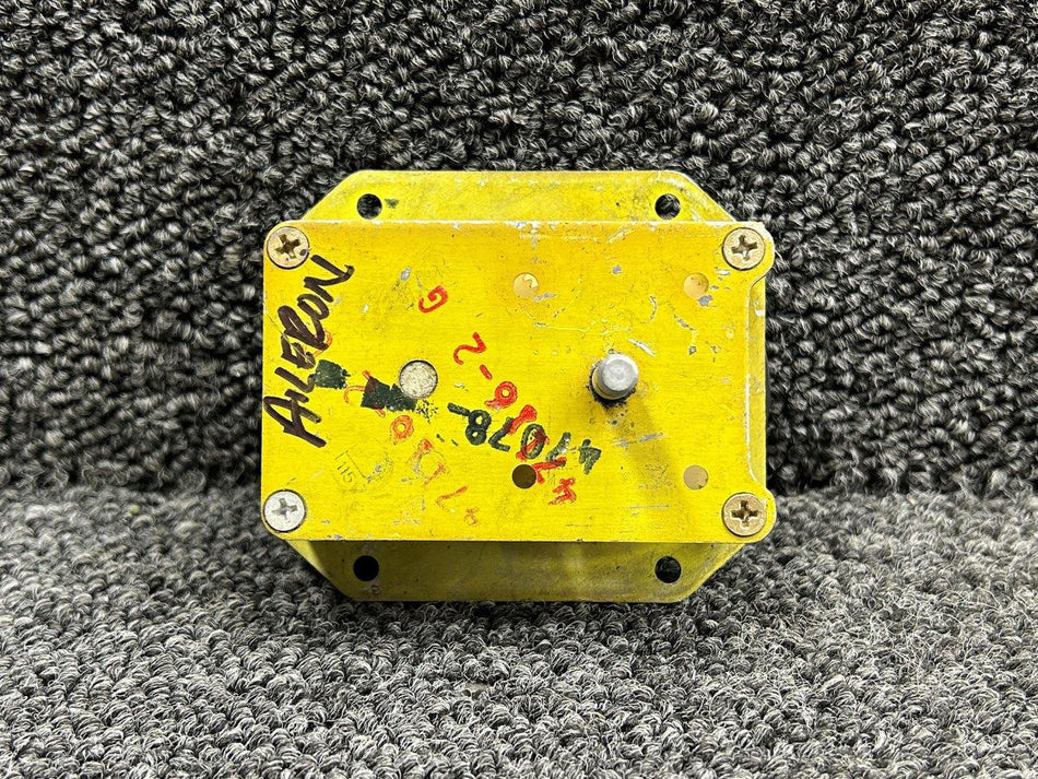 Piper Aircraft Parts 47116-002 Piper PA-31T Aileron Trim Indicator Box Assembly (Minus Face and Knob)