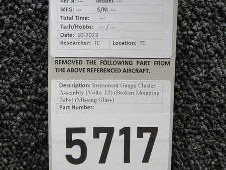 Does Not Apply Instrument Gauge Cluster Assembly (Volts: 12) (Broken Mounting Tabs) (Missing Glass)