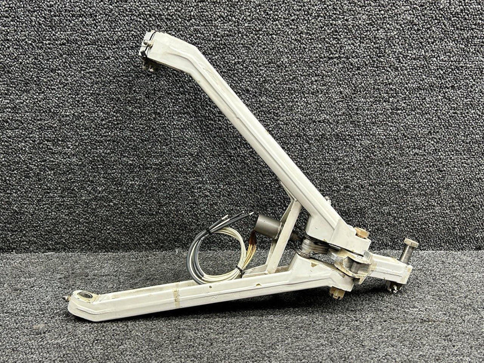 Piper Aircraft Parts 40280-000, 40284-004 Piper PA-31T Main Gear Side Link LH with Hook and Switch