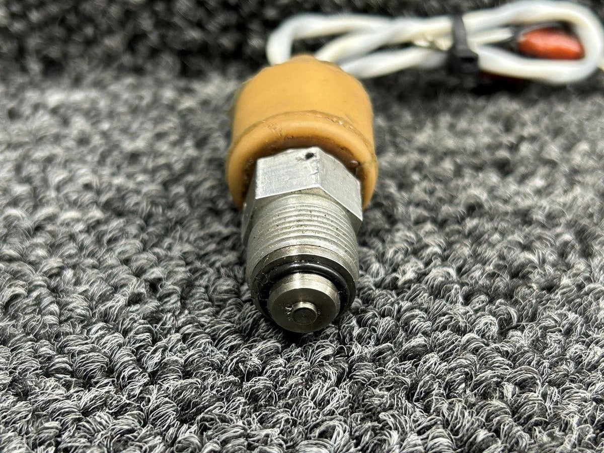 Pratt and Whitney SB1217 Pratt and Whitney PT6A-28 Propeller Engine Chip Detector