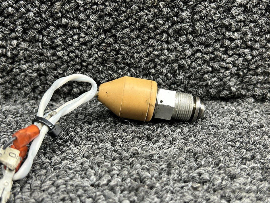 Pratt and Whitney SB1217 Pratt and Whitney PT6A-28 Propeller Engine Chip Detector