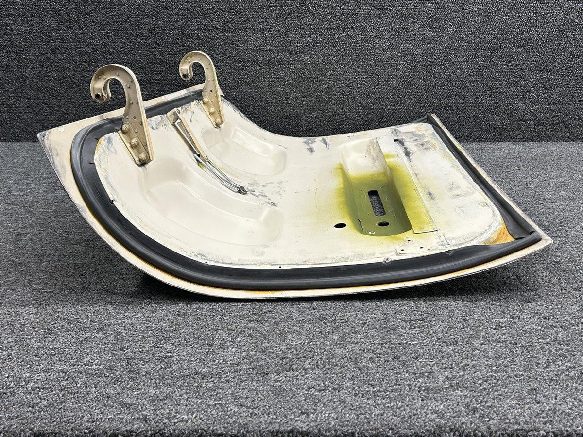 Piper Aircraft Parts 46036-000 Piper PA-31T Forward Baggage Compartment Door Assembly (Minus Latch)