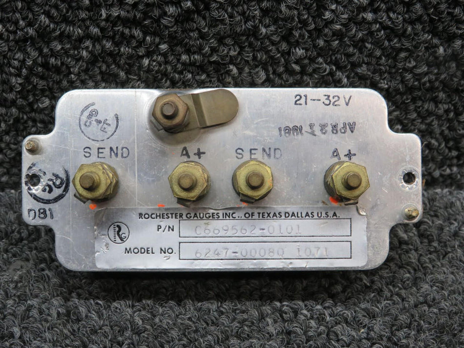 Rochester C669562-0101 Rochester 6247-00080 Dual Fuel Quantity Gauge Cluster (Volts: 21-32)