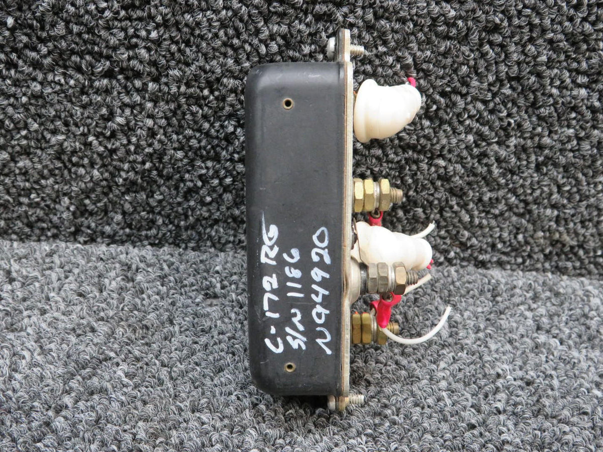 Rochester C669562-0101 Rochester 6247-00080 Dual Fuel Quantity Gauge Cluster (Volts: 28)