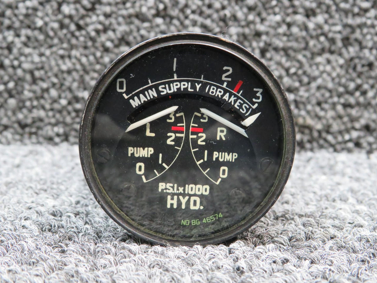 Castleberry S214-1-60 Castleberry Avionics Tri Pressure Brake Indicator (Volts: 28)