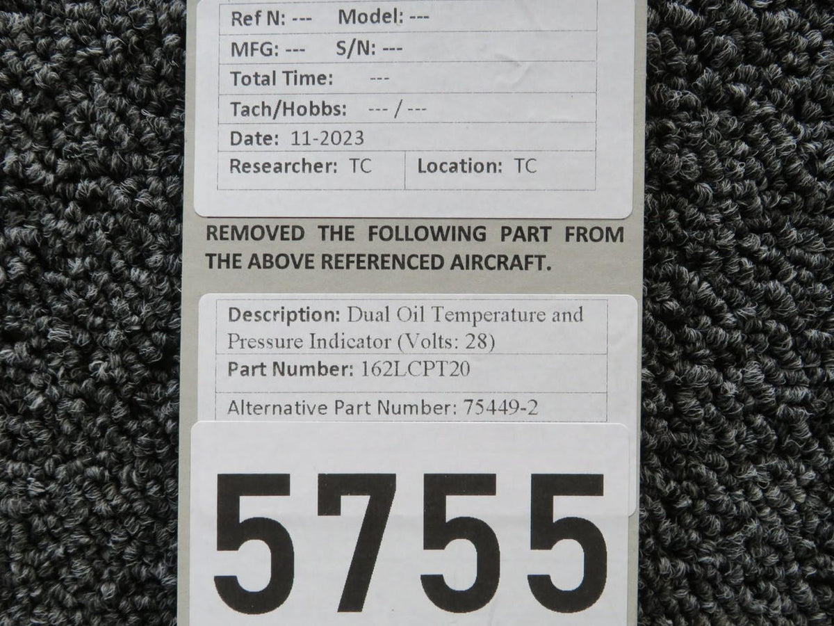 Does Not Apply 162LCPT20 (Alt: 75449-2) Dual Oil Temperature and Pressure Indicator (Volts: 28)