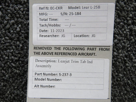 Learjet S-237-3 Learjet Trim Tab Indicator Assembly