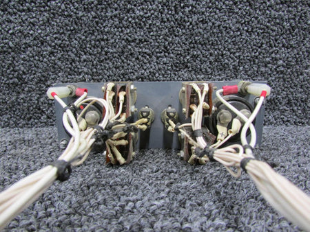 Does Not Apply Dual Gyro Slaving Indicator with Panel