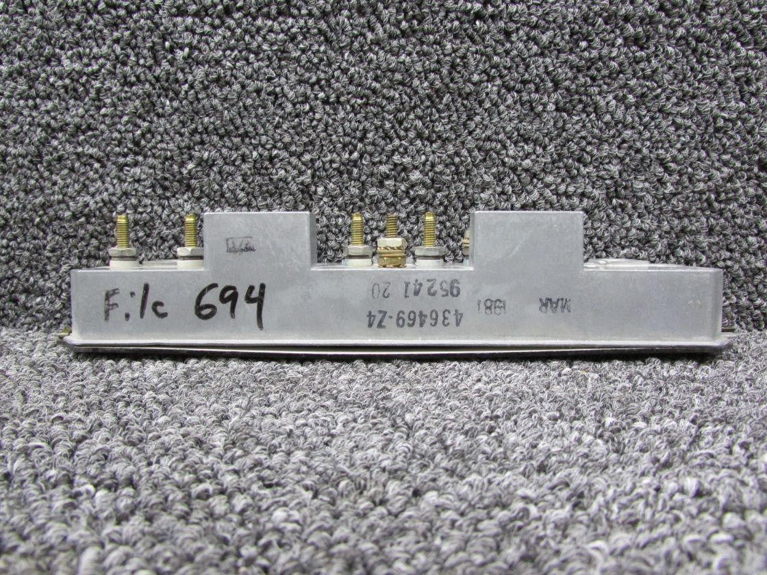 Stewart-Warner 95241-011 Instrument Gauge Cluster Assembly (Incomplete)