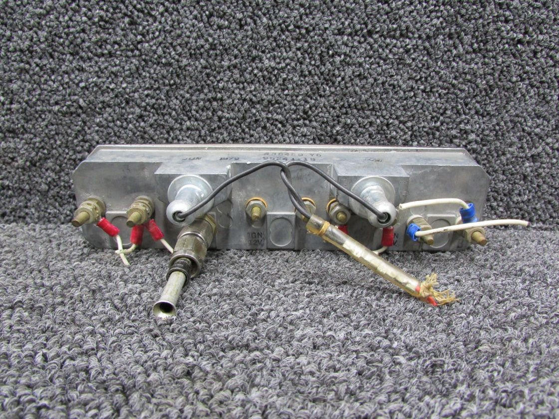 Stewart-Warner 06205-002 Instrument Gauge Cluster Assembly (Volts: 14)