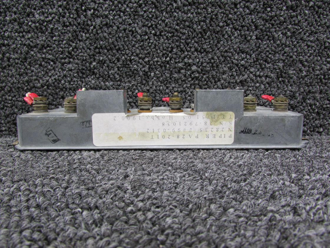 Stewart-Warner 95241-022 Instrument Gauge Cluster Assembly (Missing Glass)