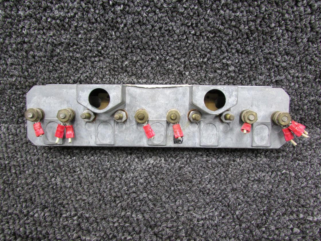 Stewart-Warner 95241-022 Instrument Gauge Cluster Assembly (Missing Glass)