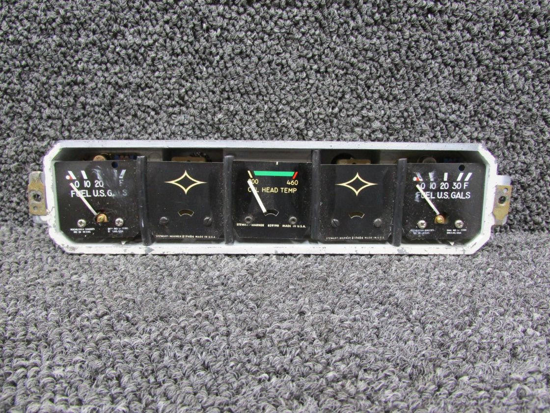 Stewart-Warner 95241-022 Instrument Gauge Cluster Assembly (Missing Glass)