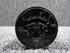 S214.1.60 Weston Dual Brake Pressure Indicator (Discolored Face)