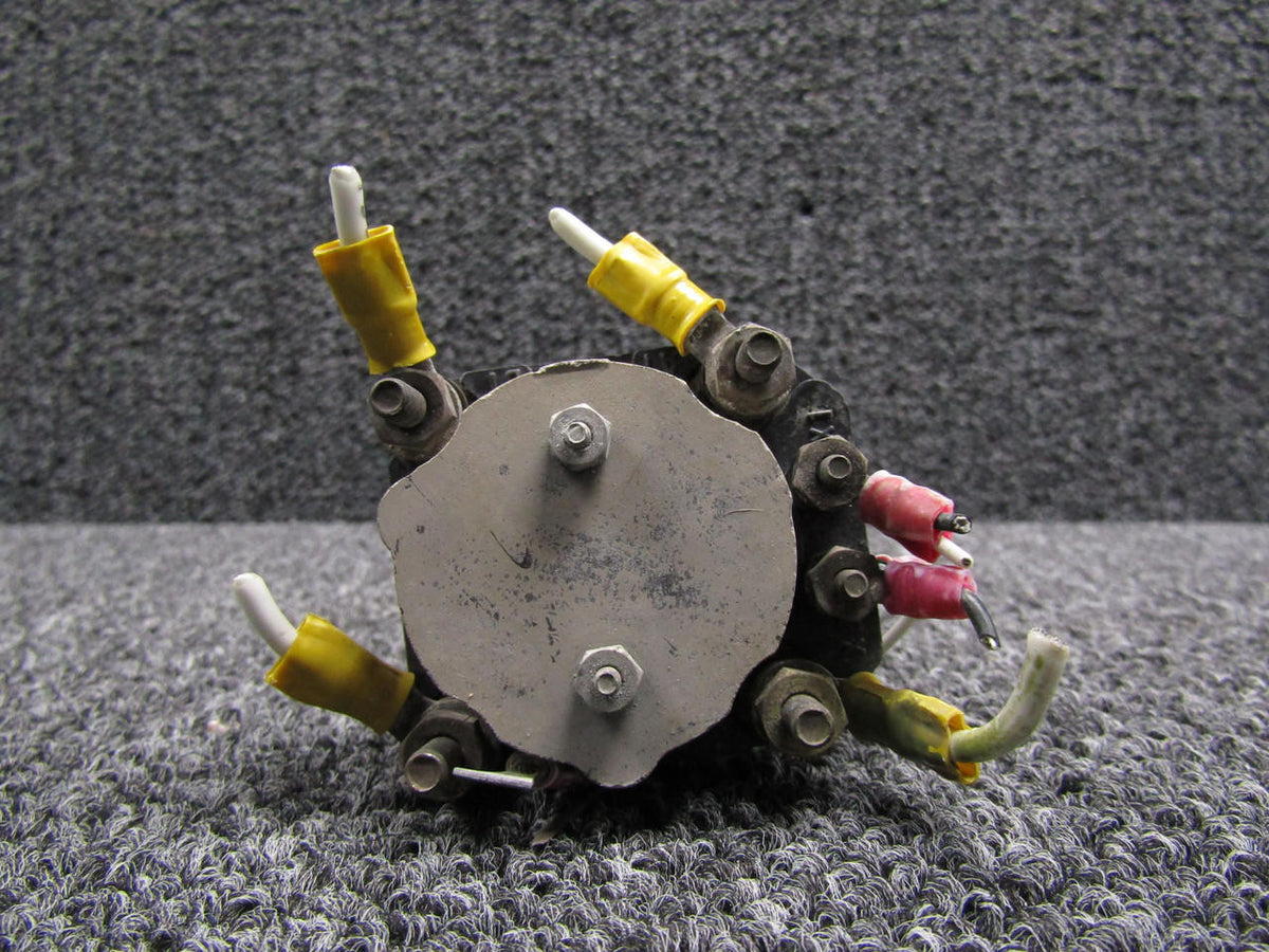 Cutler-Hammer 6041H219 Cutler Hammer Relay (Volts: 28, Amps: 55)