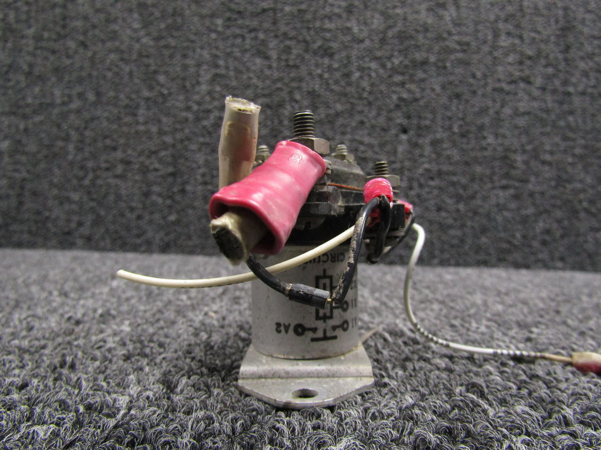 Cutler-Hammer 6041H200 Cutler Hammer Relay (Volts: 28, Amps: 50)