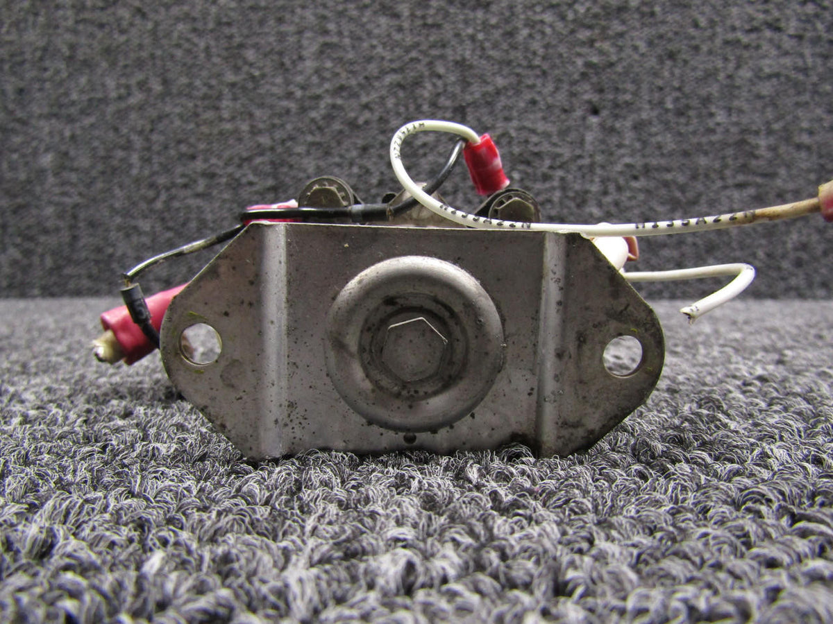 Cutler-Hammer 6041H200 Cutler Hammer Relay (Volts: 28, Amps: 50)