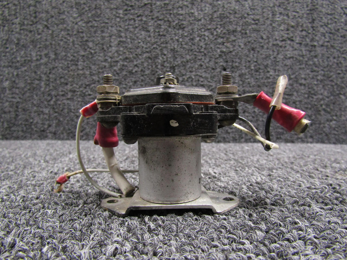 Cutler-Hammer 6041H200 Cutler Hammer Relay (Volts: 28, Amps: 50)