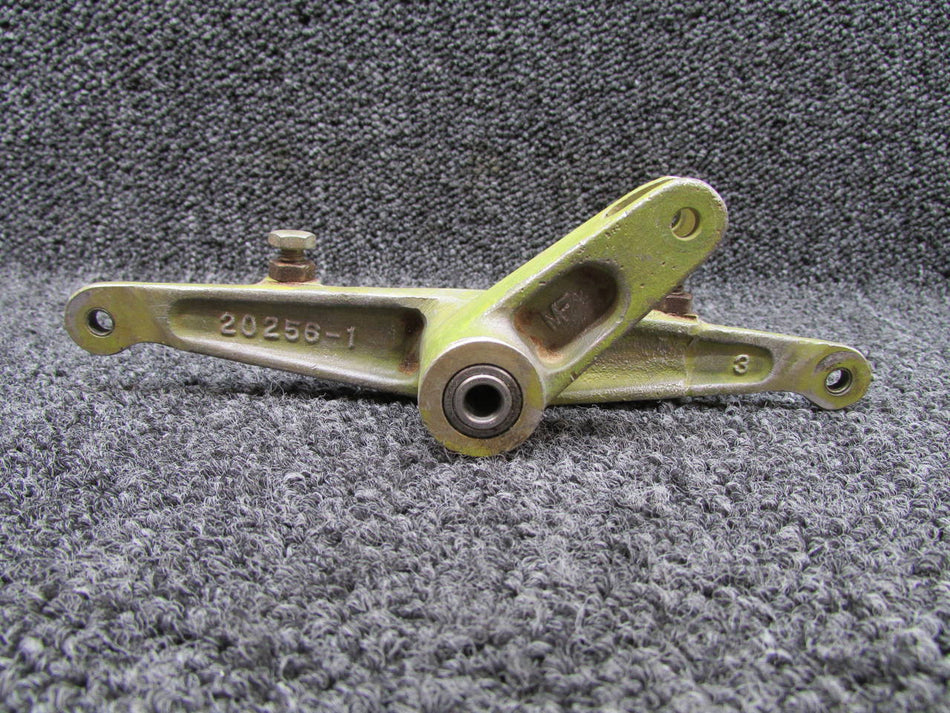 20256-001 Piper PA24-180 Bellcrank Assembly Aileron RH