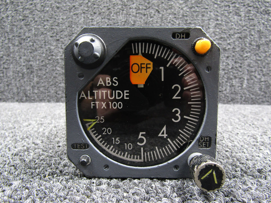 4014267-903 Sperry RA-215 Radio Altimeter Indicator with Mods (Cracked Glass)