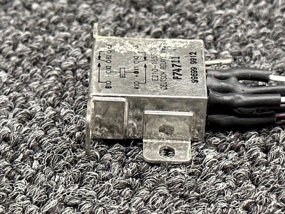 E210-1655 Deutsch Relay’s Polarized Relay (Volts: 28) (Amps: 10)