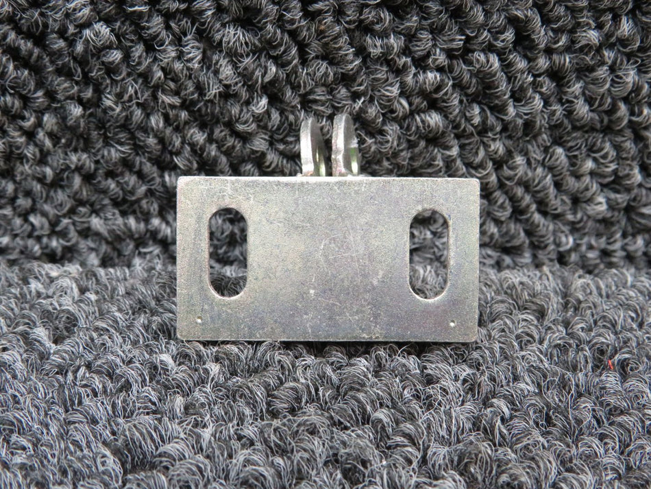 0711039-2 Cessna Cabin Door Stop Hinge RH (New Old Stock)