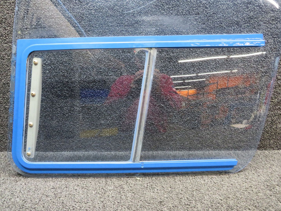 206-031-625-101 Bell 206B Window Assembly LH Aft (Scratches)