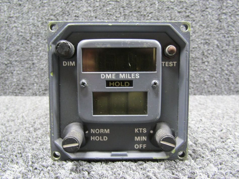 622-2175-201 Collins 339F-12B DME Indicator (Volts: 28)