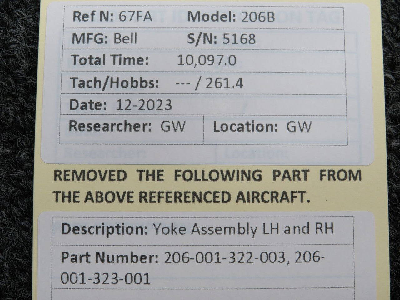 206-001-322-003, 206-001-323-001 Bell 206B Yoke Assembly LH and RH