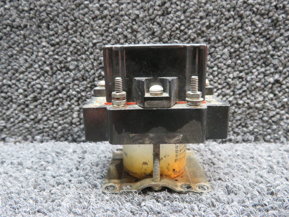 SM150D2 Cutler-Hammer Relay (28V, 150A)