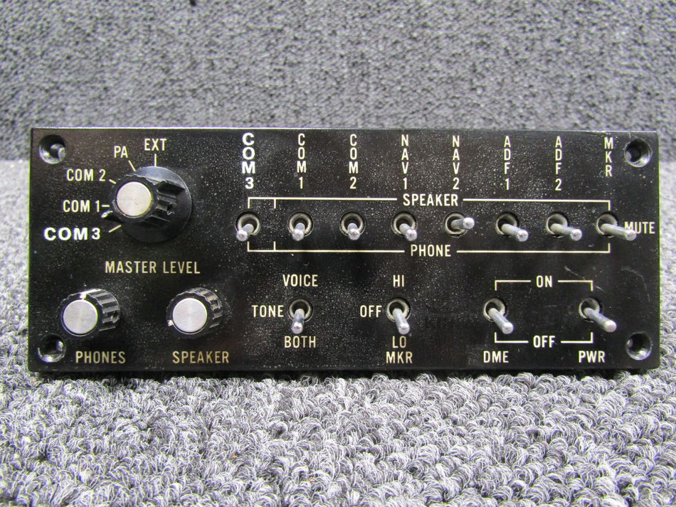 071-2006-01 King Radio KA-37 Audio Switch Panel